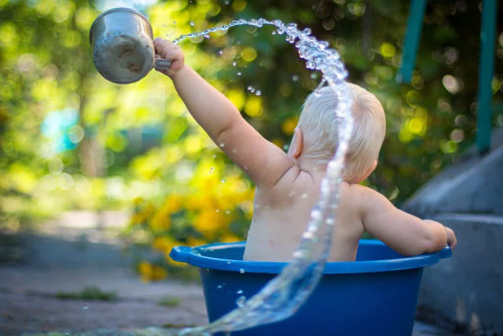 The benefits of having a water birth